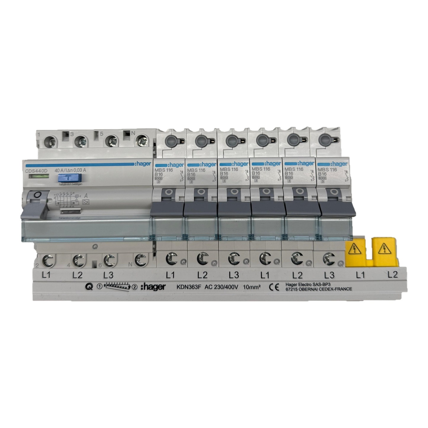 Hager RCD CDS440 40A + 6x MBS116 B16A 1pol. mit Sammelschiene verdrahtet